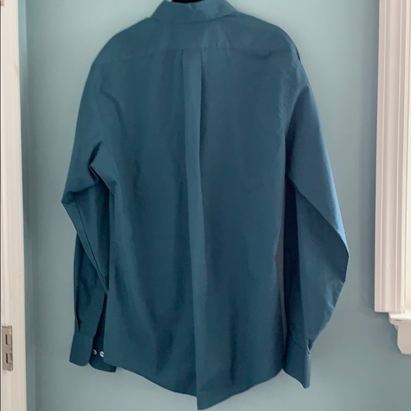 EUC Van Heusen fitted button down in teal blue - Picture 3 of 4